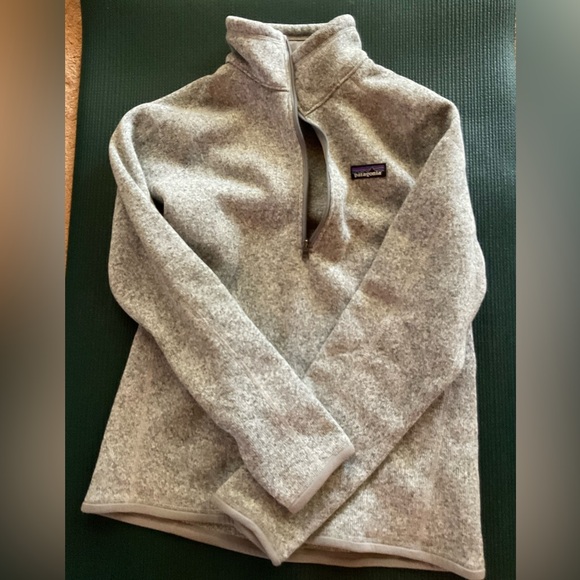 Patagonia Women’s Heather Gray Quarter-Zip Fleece Size Medium - Picture 5 of 9